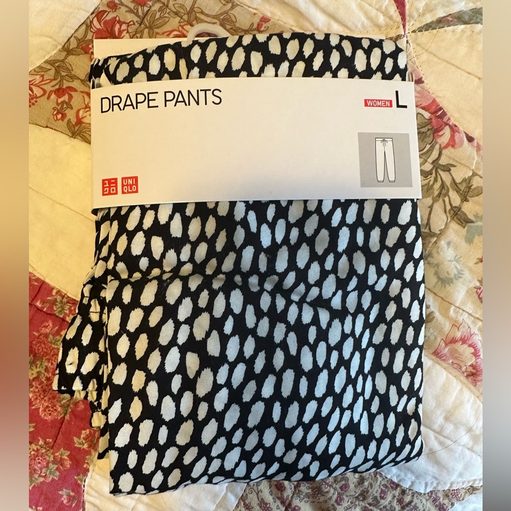 Brand new Uniqlo lounge pants
